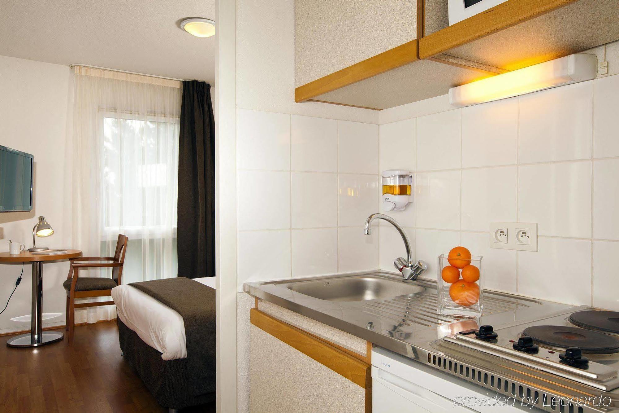 Sejours & Affaires Nantes La Beaujoire Aparthotel ภายนอก รูปภาพ