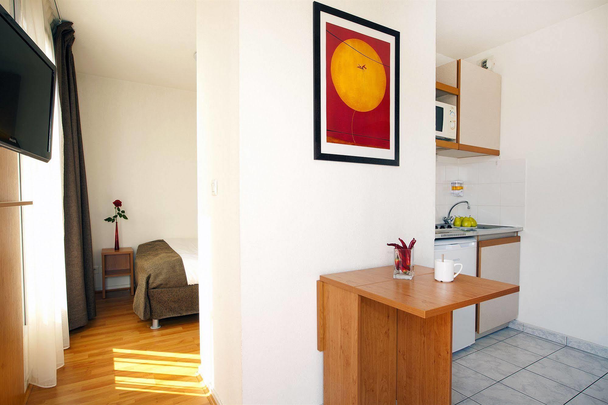 Sejours & Affaires Nantes La Beaujoire Aparthotel ภายนอก รูปภาพ